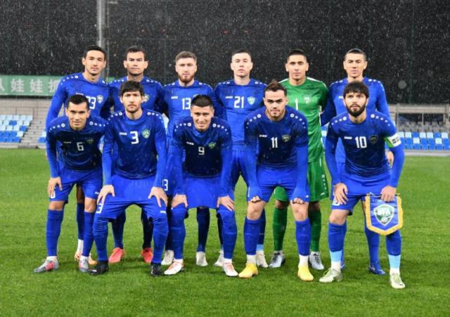 6686首页-乌兹升级国足战术2比0越南 扬科率教练组集体观战